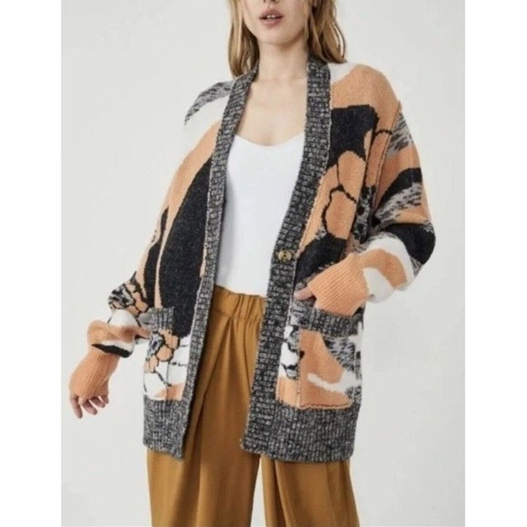 Free People Cardigan Front Button August Peach Gray Petals Combo S Oversize - Picture 2 of 10